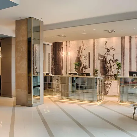 Hotel Nh Collection Touring