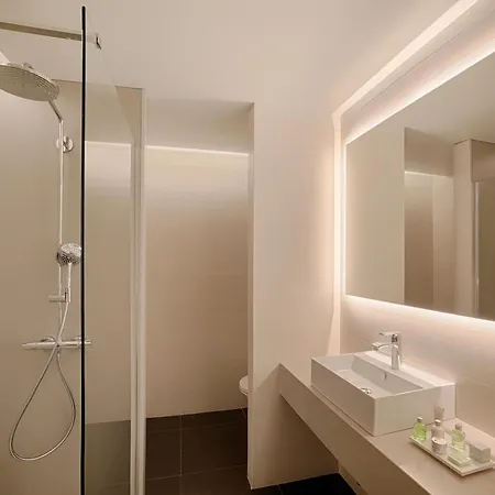 Nh Collection Touring 4* Milán