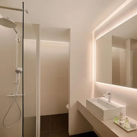Nh Collection Touring 4* Milán