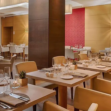 Nh Touring Hotel Milano