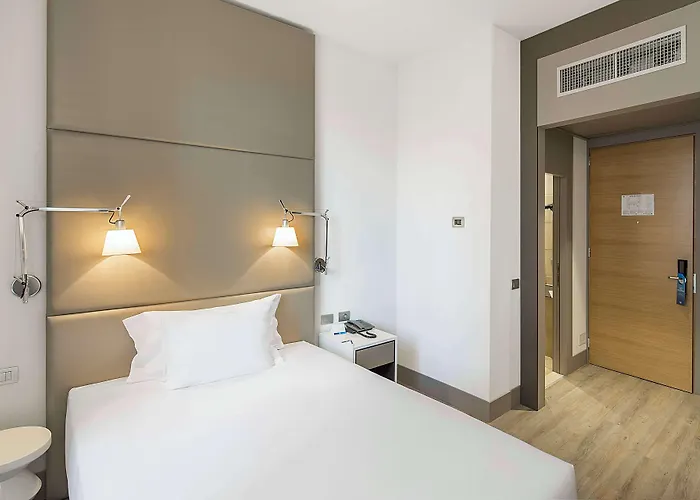 Nh Collection Touring 4* Mediolan