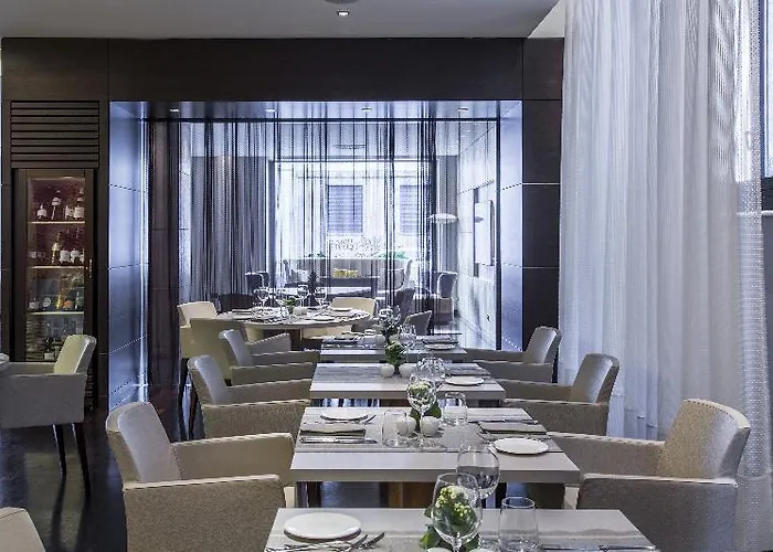 Nh Collection Touring 4* Mediolan